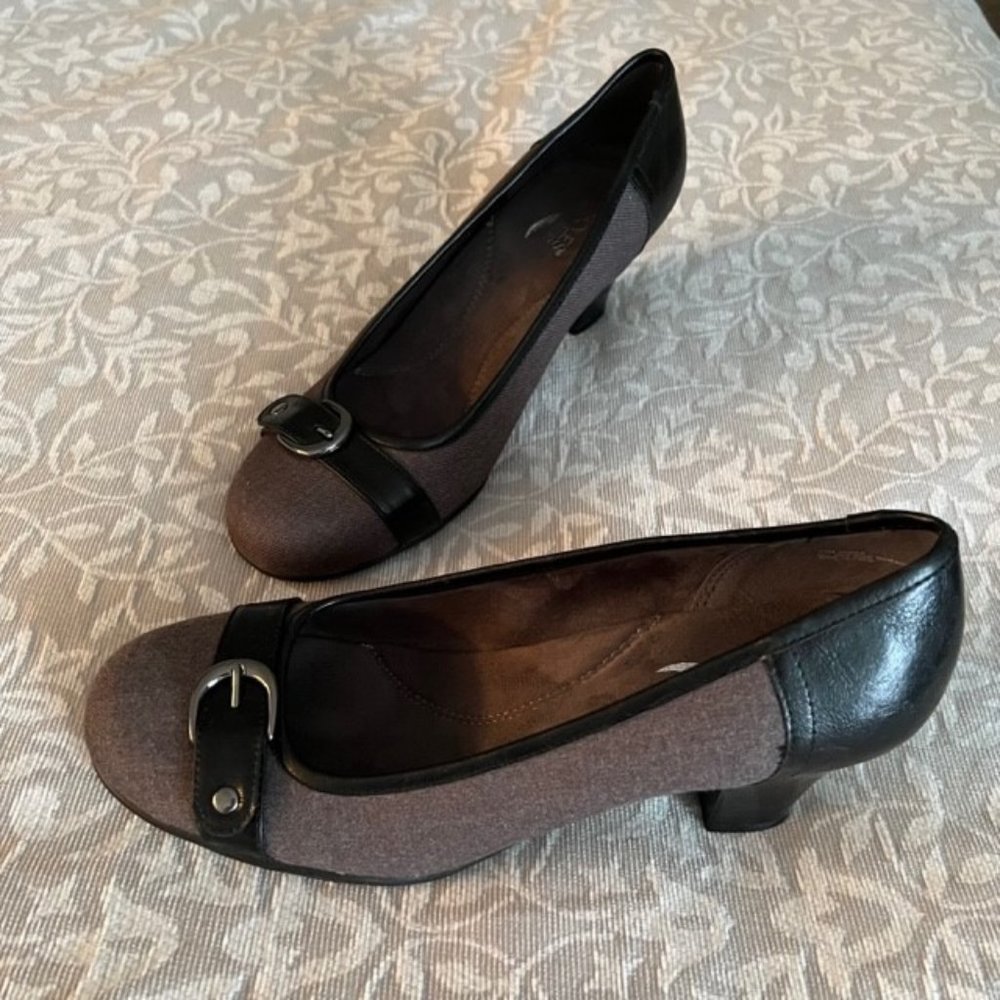 AEROSOLES Black and Grey Pumps, size 11M